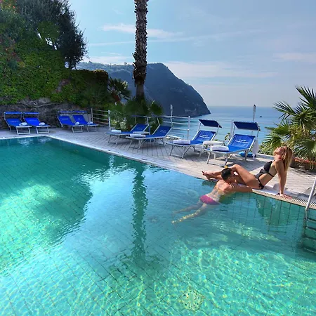 Hotel Sorriso Thermae &
